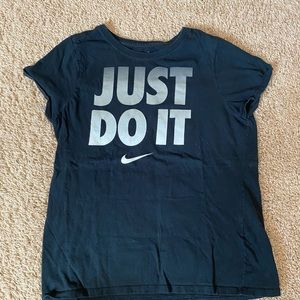 Boys Nike t shorts (xl)